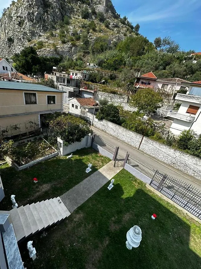 Villa Castle View Shkoder 0*,  Albania